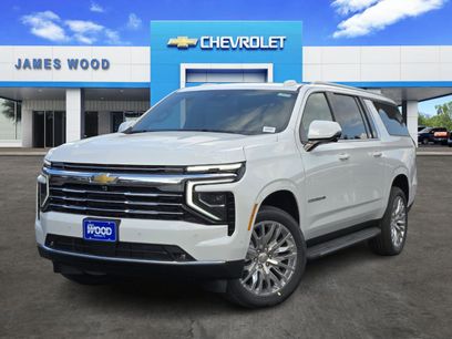 New 2026 Chevrolet Suburban LT w/ Comfort Package