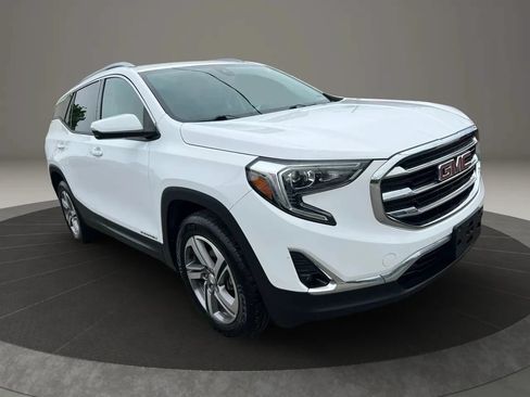 Used 2020 GMC Terrain SLT FWD image 3