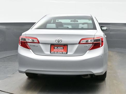 Used 2013 Toyota Camry LE image 5