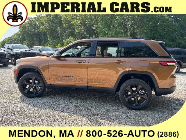 New 2026 Jeep Grand Cherokee Limited w/ Limited Altitude Package AWD/4WD image 6