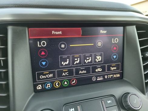Used 2020 GMC Acadia AT4 image 35