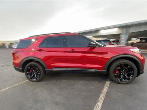 Used 2024 Ford Explorer ST w/ Equipment Group 401A image 9