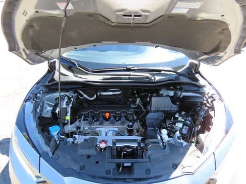 Certified 2019 Honda HR-V Touring image 9