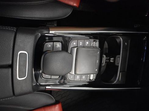 Used 2022 Mercedes-Benz GLA 35 AMG 4MATIC image 32