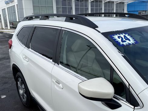 Used 2024 Subaru Ascent Premium w/ Convenience Package image 14