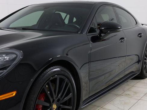Used 2020 Porsche Panamera GTS image 47