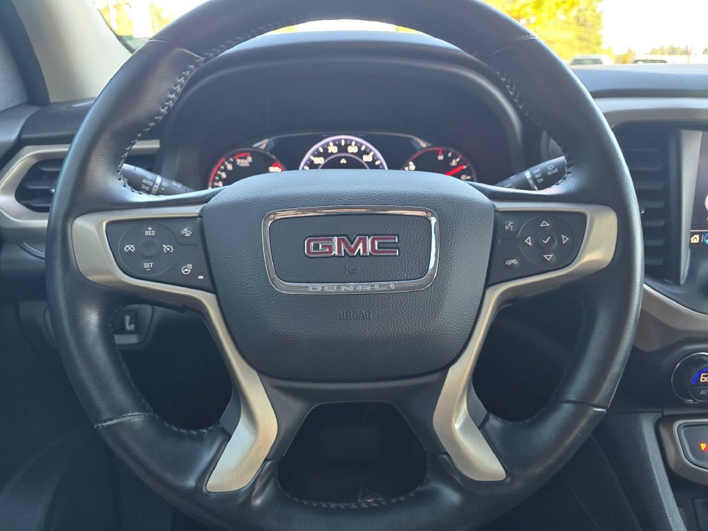Used 2020 GMC Acadia Denali w/ Trailering Package AWD/4WD image 16