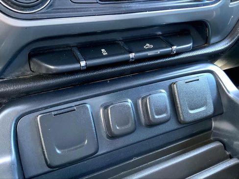 Used 2015 Chevrolet Silverado 1500 LT w/ Texas Edition, 1LT Trim RWD image 34