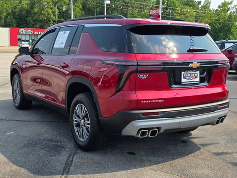 Used 2026 Chevrolet Traverse LT w/ Driver Confidence Package FWD image 10