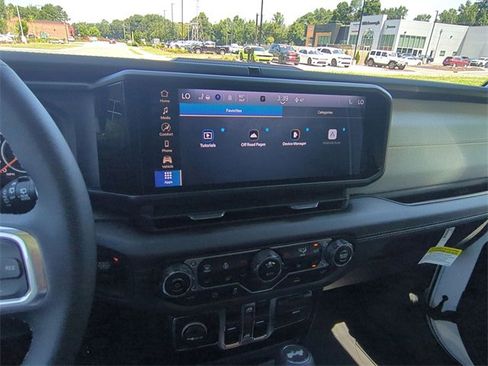 New 2025 Jeep Wrangler Sahara image 34