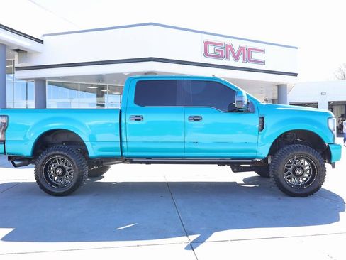 Used 2017 Ford F350 Platinum w/ FX4 4x4 Off Road Package image 7