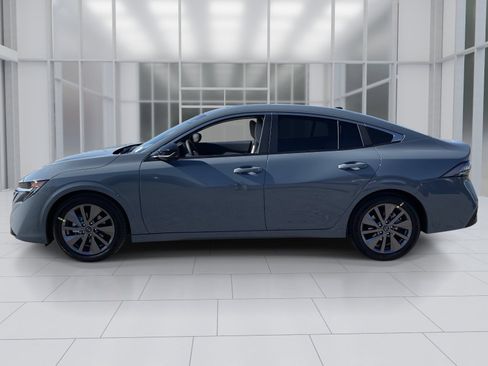 New 2026 Nissan Sentra SL w/ Floor Mat Package FWD image 3