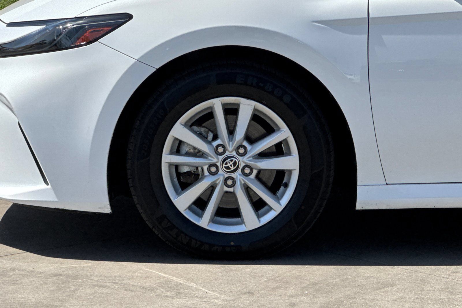 Used 2025 Toyota Camry LE FWD image 26