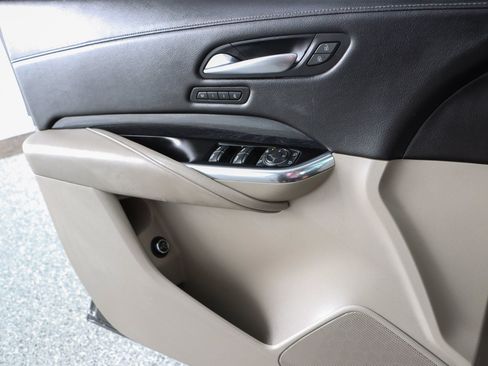 Used 2023 Cadillac XT4 Premium Luxury w/ Cold Weather Package FWD image 22