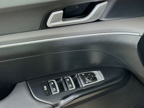 Used 2025 Kia K5 LXS image 15