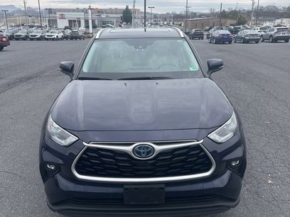 Used 2021 Toyota Highlander XLE