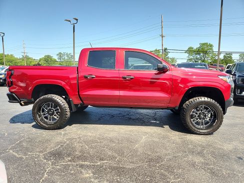 Used 2023 Chevrolet Colorado W/T w/ Advanced Trailering Package AWD/4WD image 7
