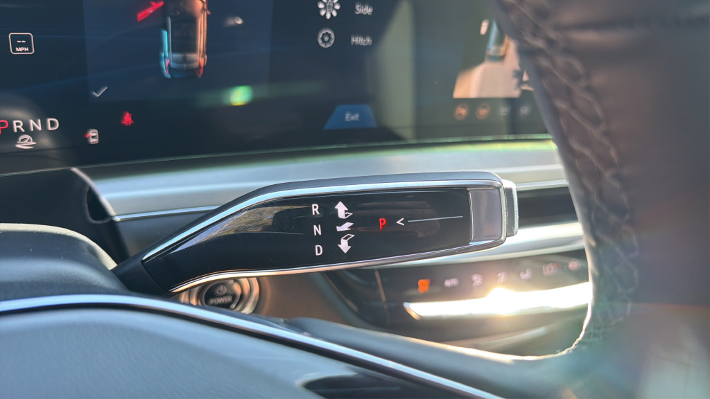 Certified 2024 Cadillac Lyriq Sport AWD/4WD image 19