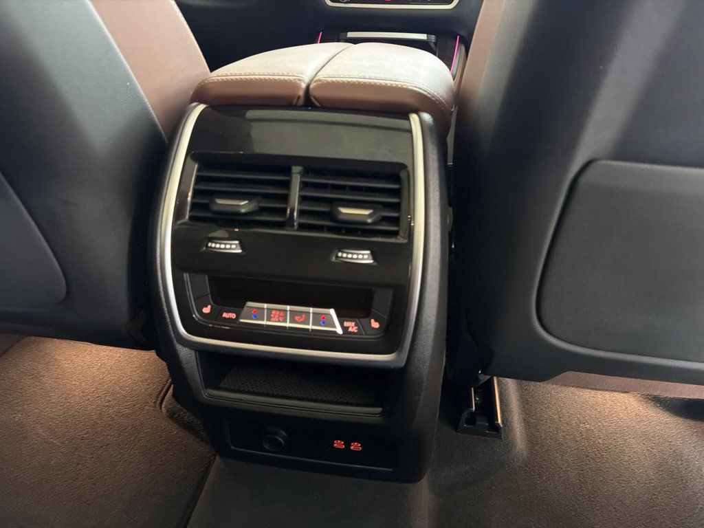 Used 2026 BMW X5 sDrive40i w/ M Sport Package RWD image 36