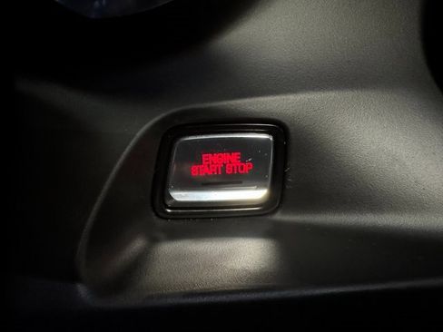 Used 2019 Chevrolet Camaro ZL1 image 11