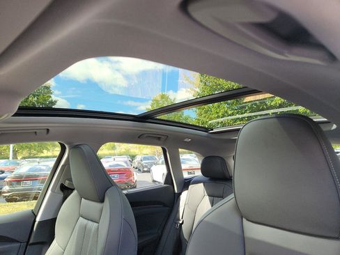 New 2025 Audi Q5 Premium Plus image 12