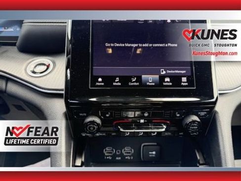 Used 2024 Jeep Grand Cherokee Altitude AWD/4WD image 25