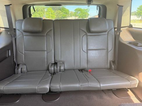 Used 2019 GMC Yukon Denali w/ Denali Ultimate Package AWD/4WD image 16