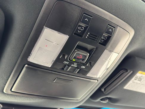 Used 2023 Lexus GX 460 Premium image 38