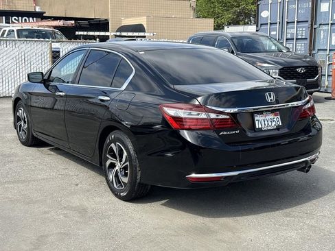Used 2017 Honda Accord LX image 5