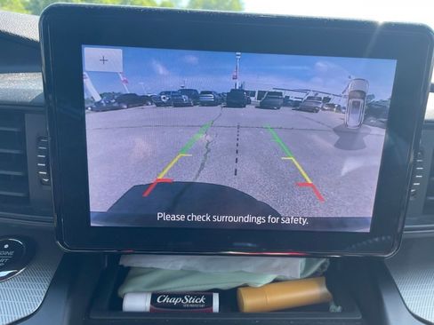 Used 2020 Ford Explorer XLT w/ Comfort Package AWD/4WD image 20