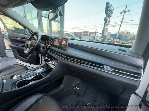 Used 2022 INFINITI QX60 Luxe image 21