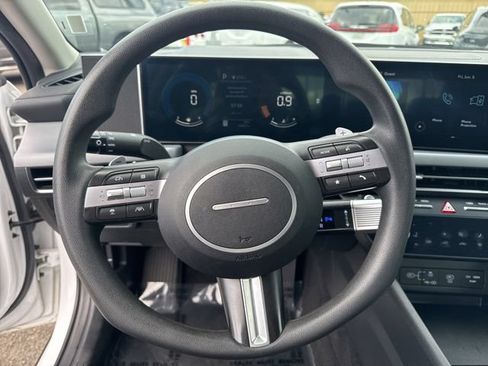 Used 2024 Hyundai Sonata SEL FWD image 19