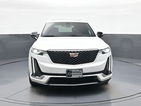 Used 2024 Cadillac XT6 Luxury w/ LPO, Floor Liner Package AWD/4WD image 2