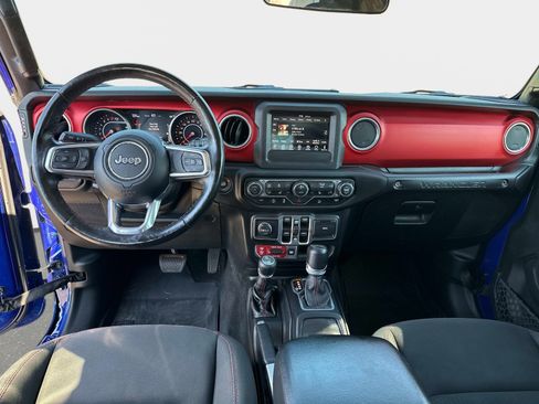 Used 2018 Jeep Wrangler Unlimited Rubicon AWD/4WD image 17