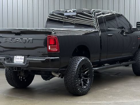 Used 2025 RAM 2500 Laramie w/ Night Edition AWD/4WD image 5