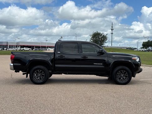 Used 2023 Toyota Tacoma SR5 RWD image 5