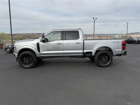 Used 2024 Ford F350 XLT w/ XLT Premium Package AWD/4WD image 1