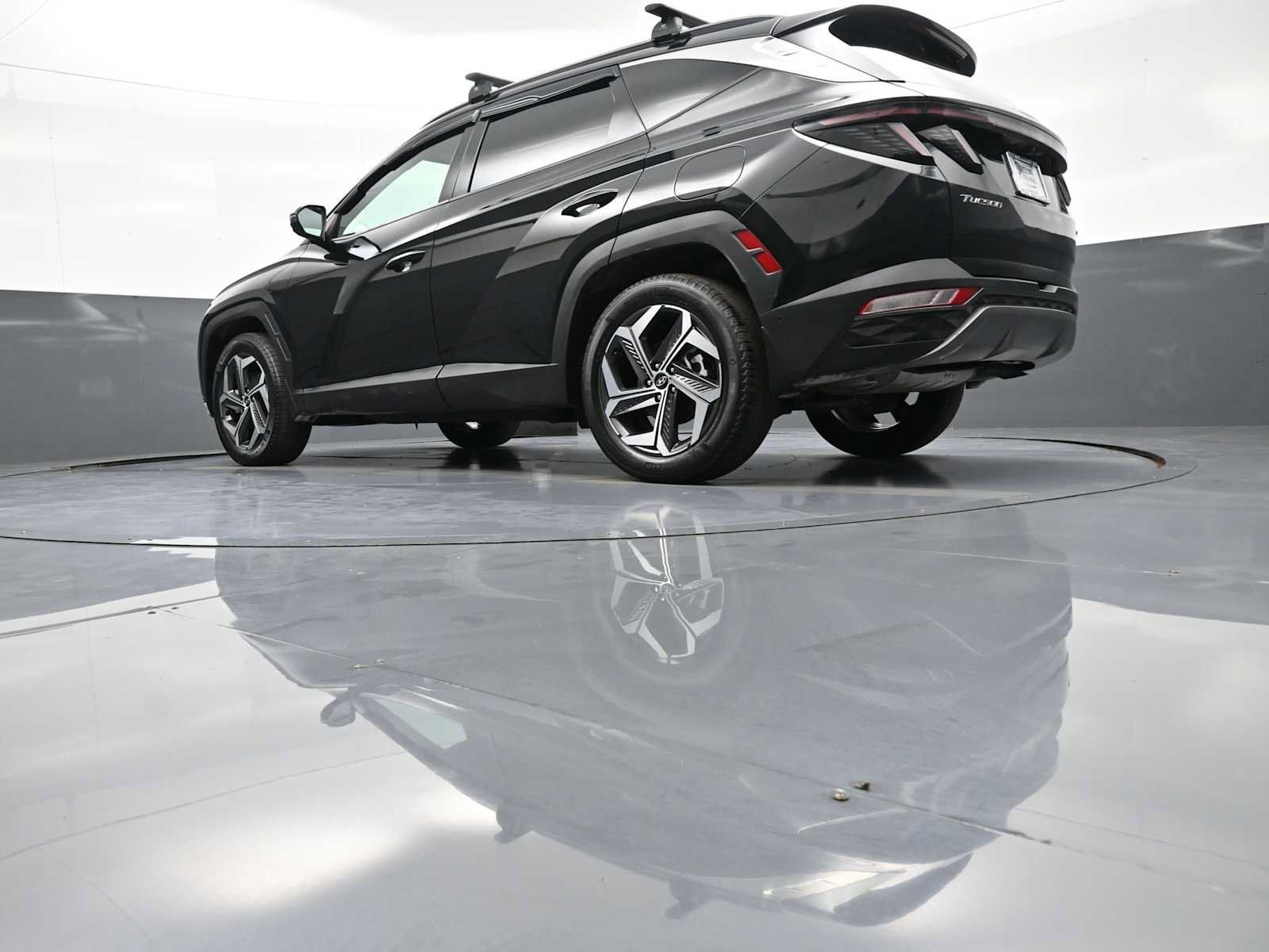 Used 2024 Hyundai Tucson Limited AWD/4WD image 34