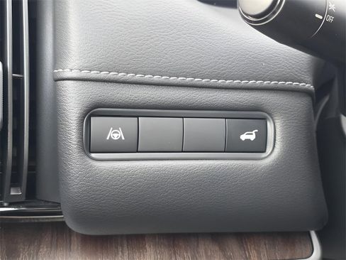 New 2026 Nissan Armada SL image 30