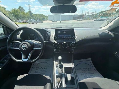 Certified 2024 Nissan Sentra SV FWD image 15