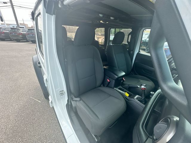 Used 2020 Jeep Wrangler Unlimited Sport AWD/4WD image 26