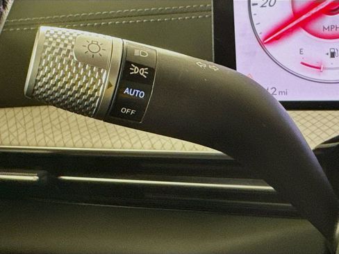 Used 2025 Genesis GV80 3.5T Advanced image 12