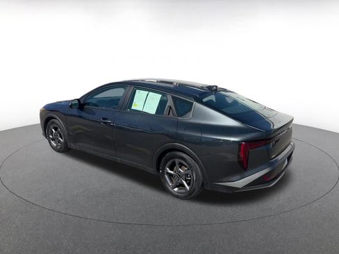 Used 2025 Kia K4 LXS image 10