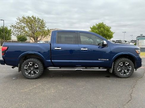 Used 2022 Nissan Titan Platinum Reserve w/ Moonroof Package AWD/4WD image 7