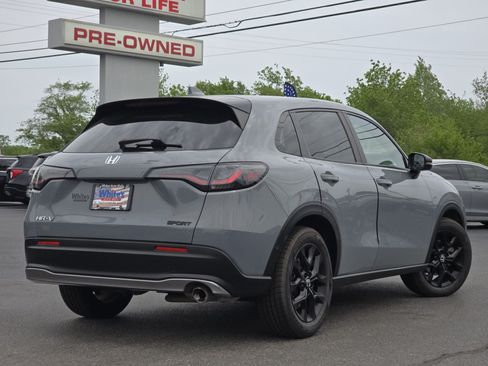 Used 2023 Honda HR-V Sport image 16