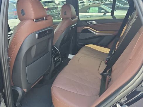 Used 2025 BMW X5 sDrive40i w/ M Sport Package RWD image 5