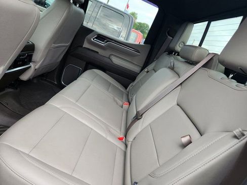 Used 2022 Chevrolet Silverado 1500 LTZ image 7