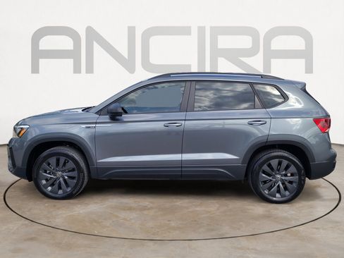 Used 2024 Volkswagen Taos S w/ MDO Package image 11