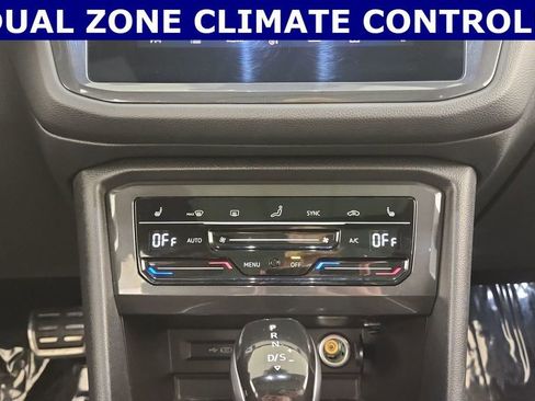 Used 2022 Volkswagen Tiguan SEL R-Line image 14