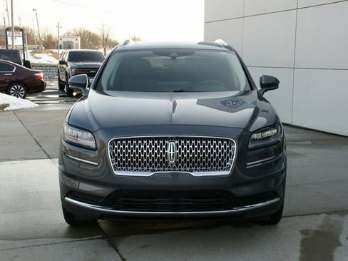 Used 2023 Lincoln Nautilus Reserve w/ Equipment Group 201A image 7